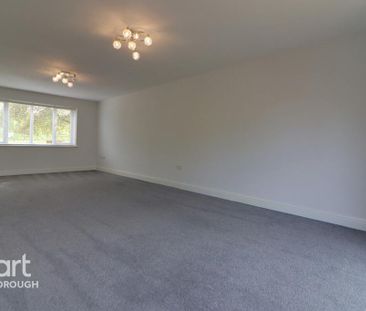 4 bedroom detached house to rent - Photo 2