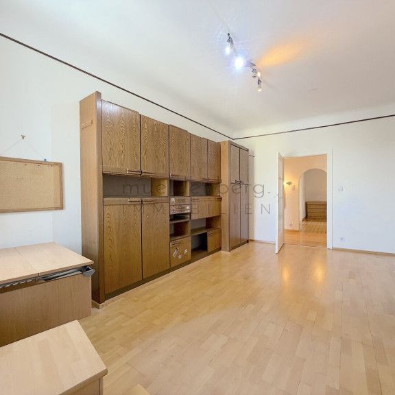 2-Zimmer-Wohnung in Schwechat, 84,8 m², mit Aufzug & Einbauküche zu mieten! - Foto 1