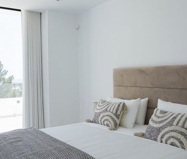 Luxury Villa for rent in Benahavís, Spain - Photo 4