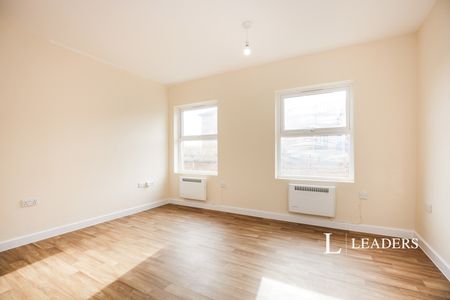 1 bedroom apartment to rent St. Peters Gardens, Marefair, Northampton, Northamptonshire, NN1 - Photo 2