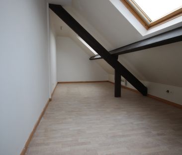 Location Appartement 2 pièces 31m² LA MADELEINE 59110 - Photo 2