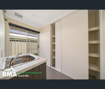 39 Botanic Avenue, Banksia Grove, WA 6031 - Photo 5