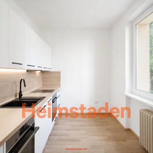 Pronájem bytu 2+1 51 m - Fotografie 1