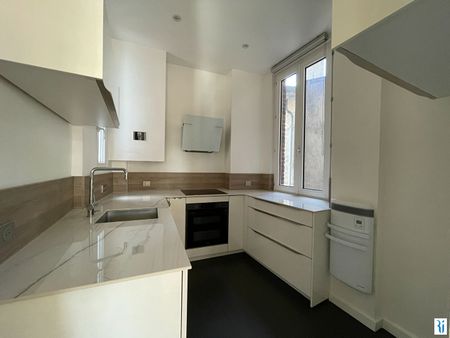 Location Appartement 3 pièces 70m² - Photo 4
