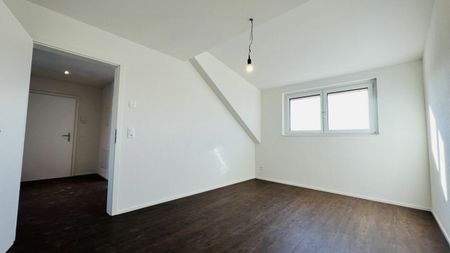 Totalsanierte 2.5-Zimmer-Wohnung mit Balkon und eigenem Waschturm - Foto 5