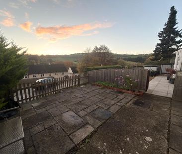 Elmhurst Estate, Bath, Batheaston - Photo 2