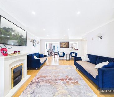 4 bedroom semi-detached house to rent - Photo 2