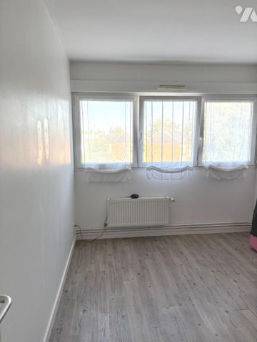 LOCATION APPARTEMENT - SIN LE NOBLE - Photo 3