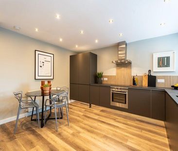 2 bedroom terraced house to rent - Photo 2