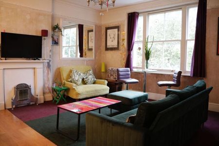 Spacious double room in stylish Notting Hill with access to stunning communal garden - Photo 3