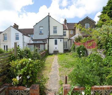 3 bedroom terraced house to rent - Photo 2