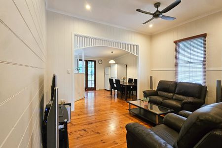 58 Brisbane Street, Annerley. - Photo 3