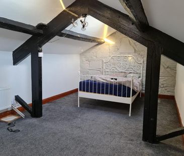 2 bedroom flat to rent - Photo 4