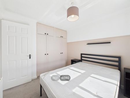 3 bedroom property to rent - Photo 3