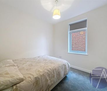 3 bedroom semi-detached house to rent - Photo 4