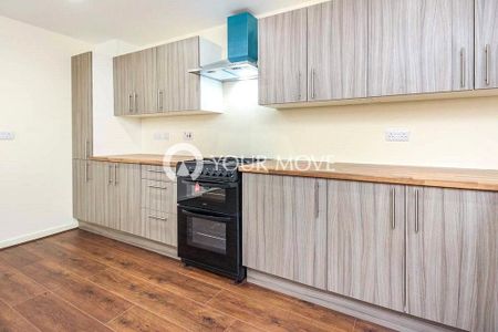 4 bedroom end of terrace house to rent - Photo 4