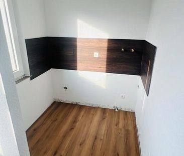 Schöne Wohnung in Hagen/Emst zu vermieten! (Küche/Renoviert!) - Photo 5