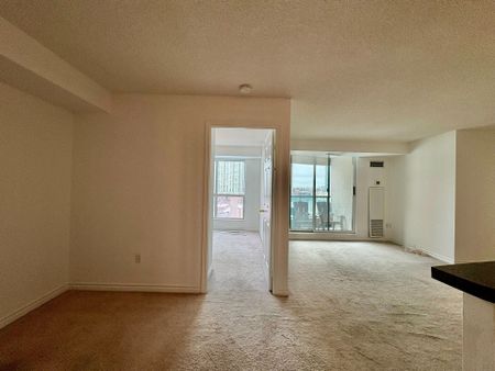 For Lease - 7 Lorraine Drive Unit# 816, Toronto, Ontario - Photo 4