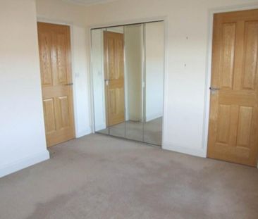 4 bedroom townhouse to rent - Photo 6