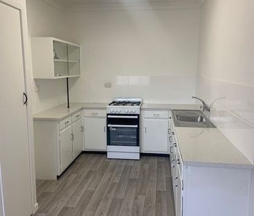 Blissful Comfort and Convenience in Newmarket - Photo 6