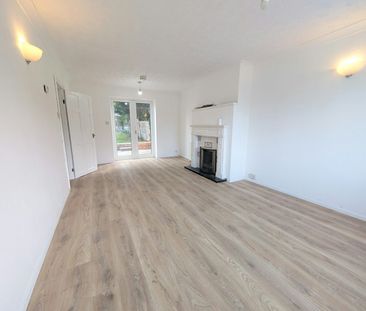 Terraced House to rent on - Photo 5