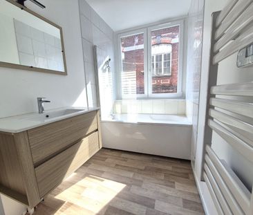 Location Appartement 4 pièces 76m² ROUBAIX 59100 - Photo 6