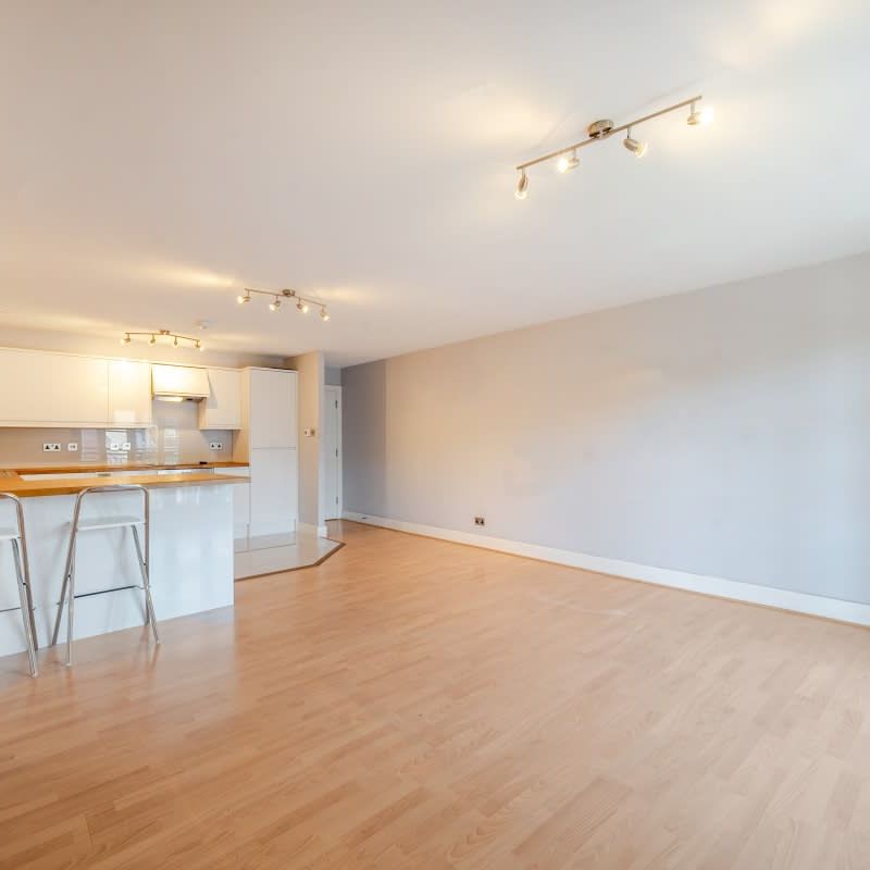 Hamilton House, Victory Place, Narrow Street E14 - Photo 1