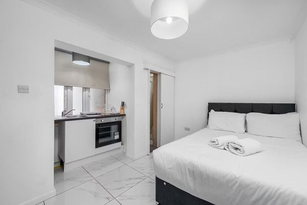 Bouverie Place - Photo 1