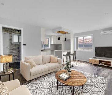 Stylish & Private Granny Flat with Separate Street Access- Walk to ... - Photo 5