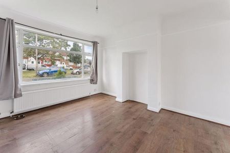 3 bedroom end of terrace house to rent - Photo 2