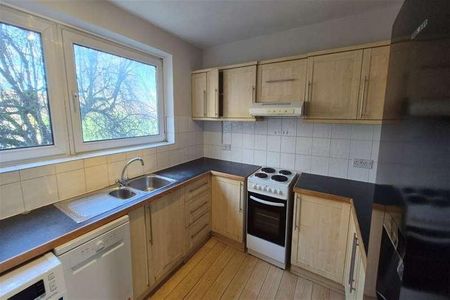 Bedroom D Floor In Putney, SW15 - Photo 2