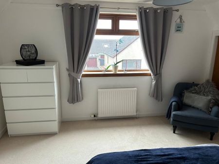 3 bedroom detached house to rent - Photo 5