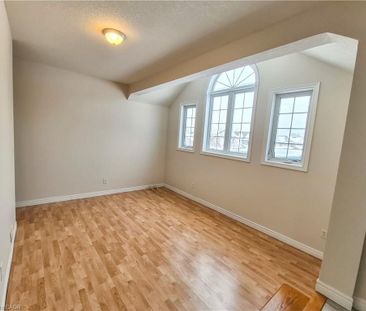 For Lease - 132 Udvari Crescent Unit# 3, Kitchener, Ontario - Photo 4