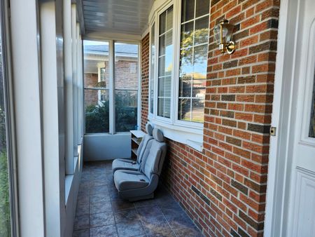 For Lease - 49 Chartland Boulevard, Toronto, Ontario - Photo 3