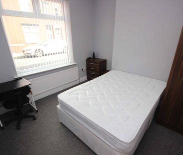 Room , Southbourne Street - Photo 1