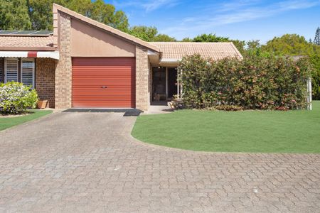 Coastal Living Just Moments to the Beach! - Photo 3