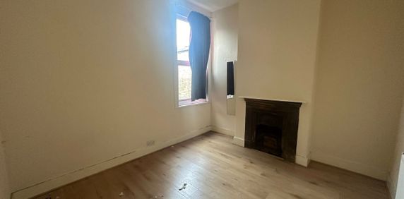 10A Seaforth Avenue - Photo 2