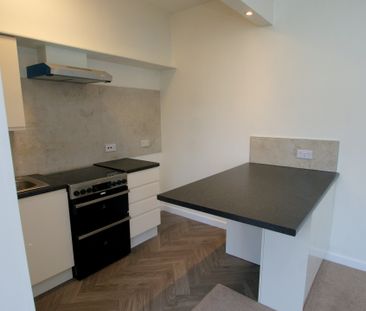 158a Bath Road, CHELTENHAM GL537NF - Photo 6