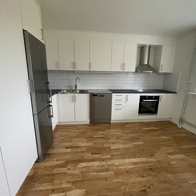 Revärgatan 6 - Foto 1