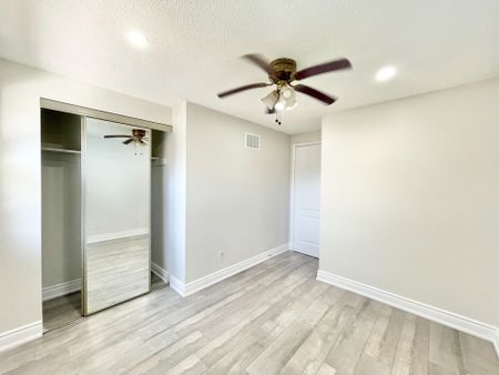 For Lease - 26 Homeland Court, Brampton, Ontario - Photo 5