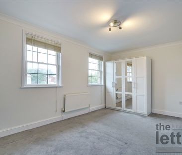 Forty Hill, Enfield, Middlesex, EN2 9HT - Photo 1