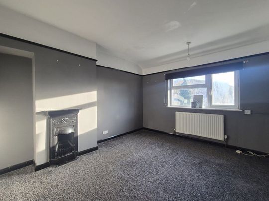 Grove Road, Wollescote, Stourbridge, DY9 - Photo 1