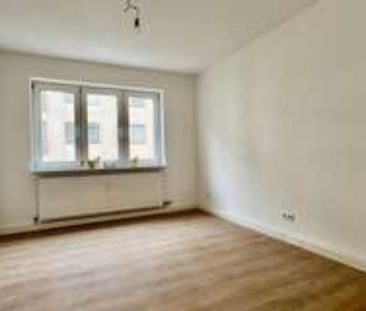 Sanierte 3-ZKB-Wohnung mit Balkon in zentraler Lage M 6 13+14, - Foto 1