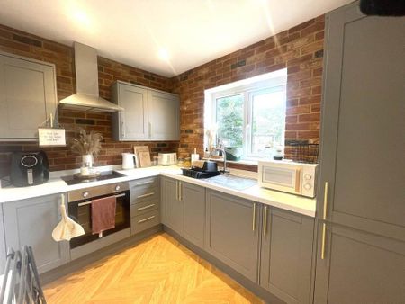 1 bedroom flat to rent - Photo 4