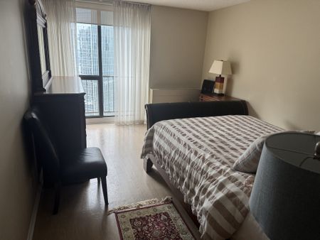 For Lease - 33 HARBOUR Square Unit# 3221, Toronto, Ontario - Photo 4