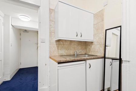 Studio to rent - Photo 3