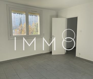 Location Appartement 2 pièces 57m² MARSEILLE 11ème - Photo 2