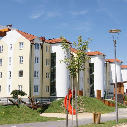 Freundliche 3 Zimmer Wohnung mit Balkon - Photo 2