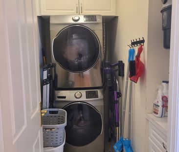 For Lease - 25 Kingsbridge Garden Circle Unit# PH08, Mississauga, O... - Photo 4