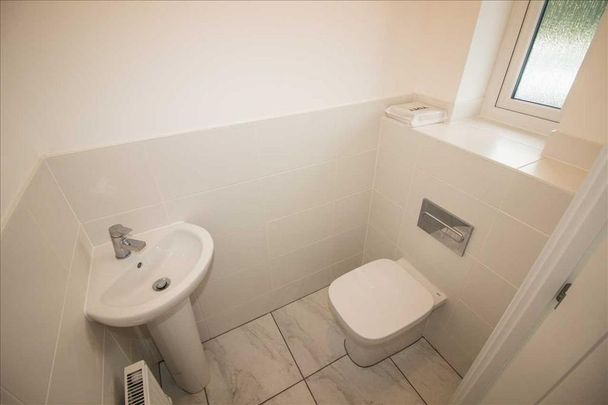 2 bedroom semi-detached house to rent - Photo 1